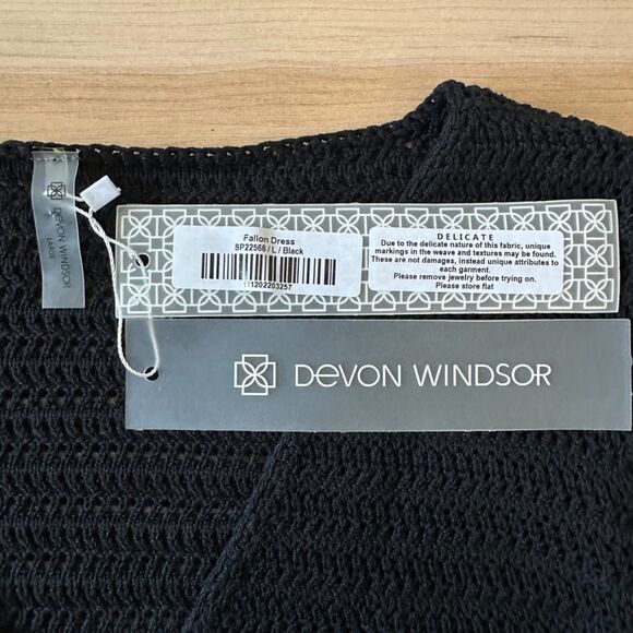 Devon Windsor Crochet‎ Knit Fallon Cut Out Long Sleeve Mini Dress Black Sz Large - Picture 5 of 7